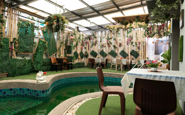 OYO 792 Omsaga Phuket Hotel (ex.Omsaga Hotel)