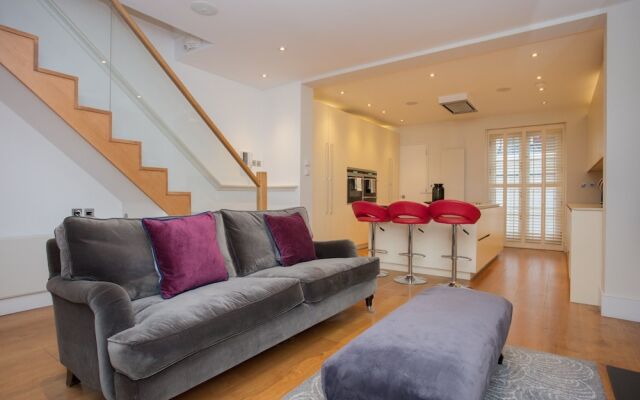 4 Bedroom House Next to Primrose Hill