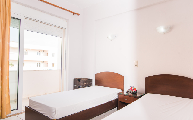 Yiannis Manos Hotel