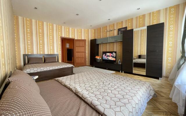 Апартаменты на улице Оружейника Федорова 15