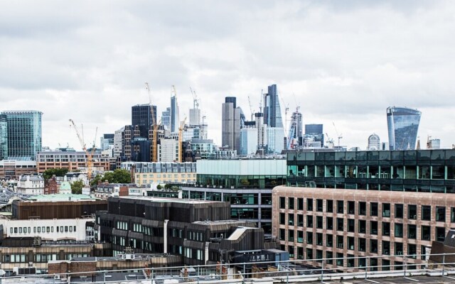 Incredible Views - 1 Bedroom in Chancery Lane