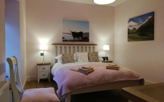 Ewich House