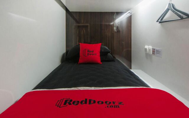 RedDoorz Hostel @ Little India