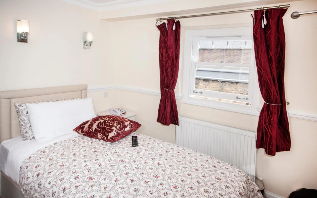 Classic Hyde Park Hotel