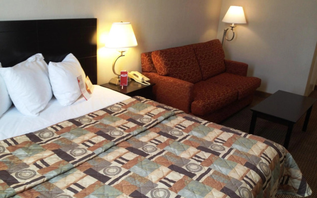 Woodstock Inn and Suites