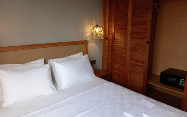 Soas Suites