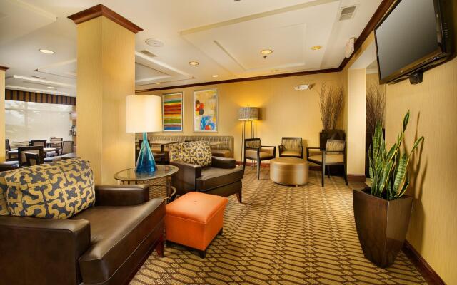 Holiday Inn Express Hotel & Suites Chambersburg by IHG