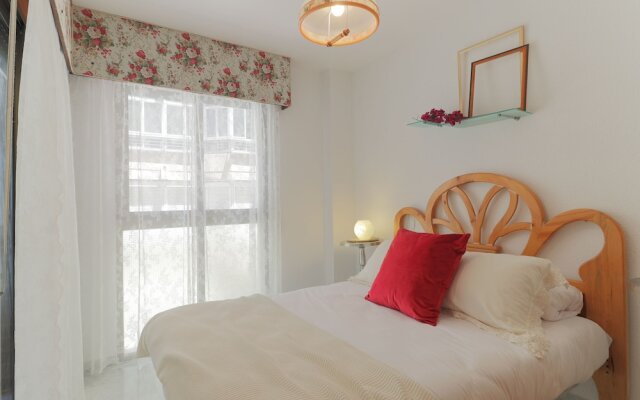 Big Retro Malagueta Beach And Downtown