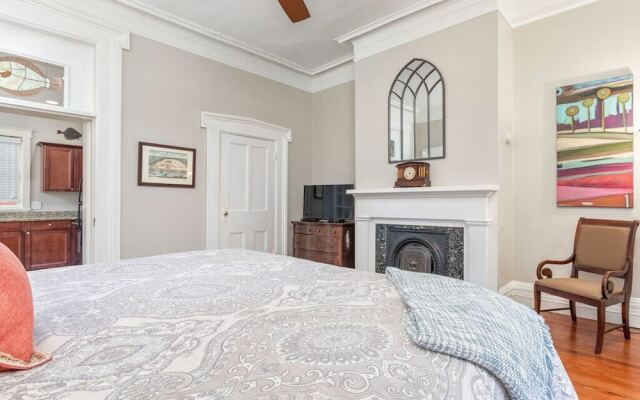 Southern Belle Parlor
