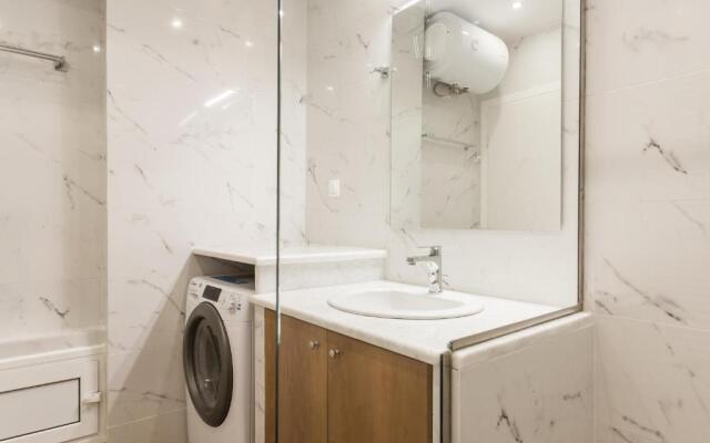 Lovely 1BR Apartment in Koukaki by UPSTREET