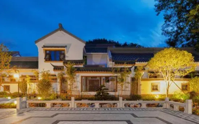 Renjoy Hotel Huanggang Jiuzi LuoTian