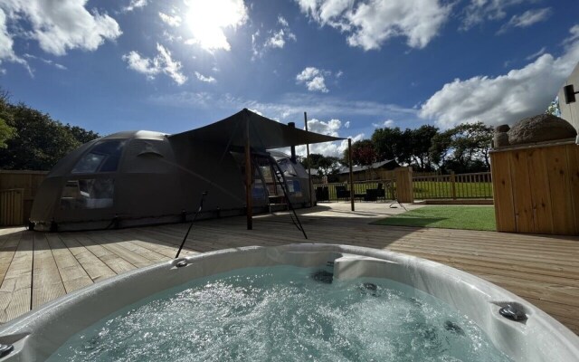 Sunrise Dome Tent