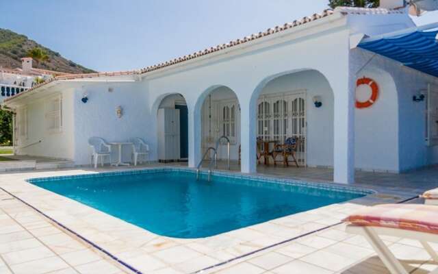 Villa Manzanas Canovas Nerja