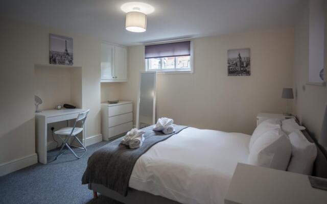 1 Willows Apartment