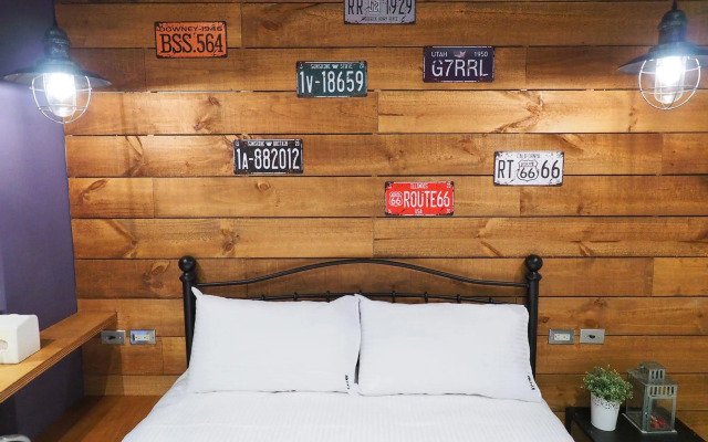 Taichung LOFT Hostel FengJia