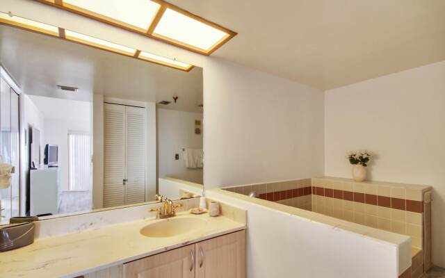 The Rose 503 3 Bdrm Beachfront Condo! / Private Balcony