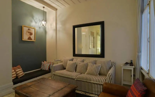 The Hen Hua Hin Private Beach Villa