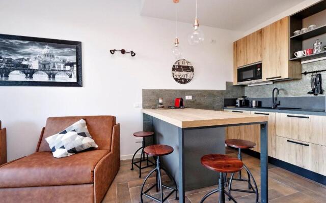 DELIZIOSO Monolocale con TERRAZZO