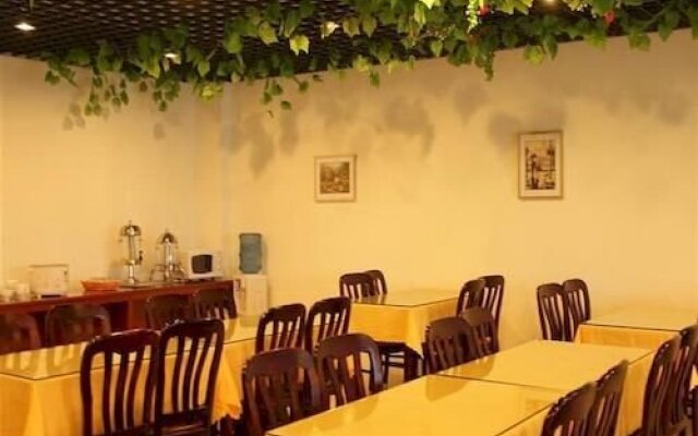 Chengji Business Hotel