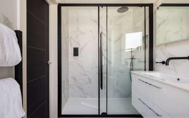 The Battersea Secret - Modish and Bright 1bdr Flat
