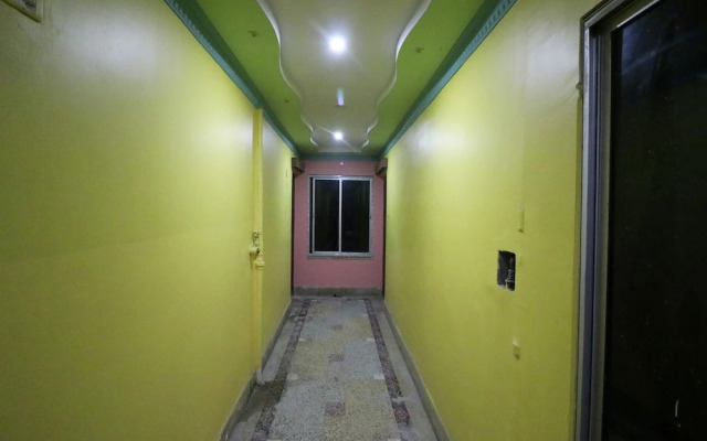 Oyo 27996 Hotel Green Park
