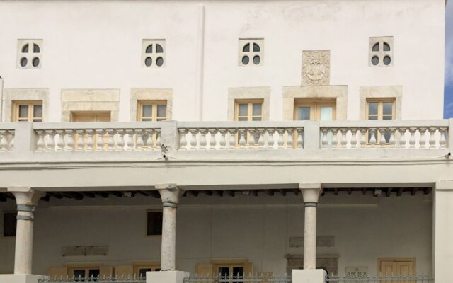 hotelImage