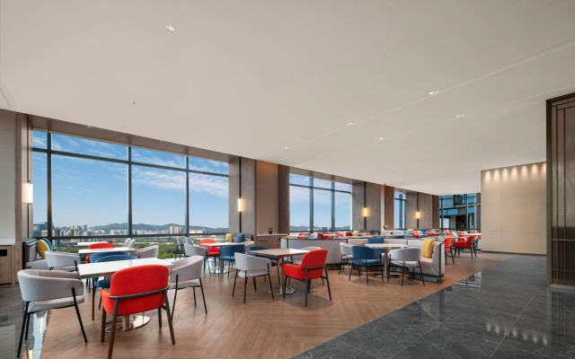Holiday Inn Express Shenzhen Futian Center by IHG