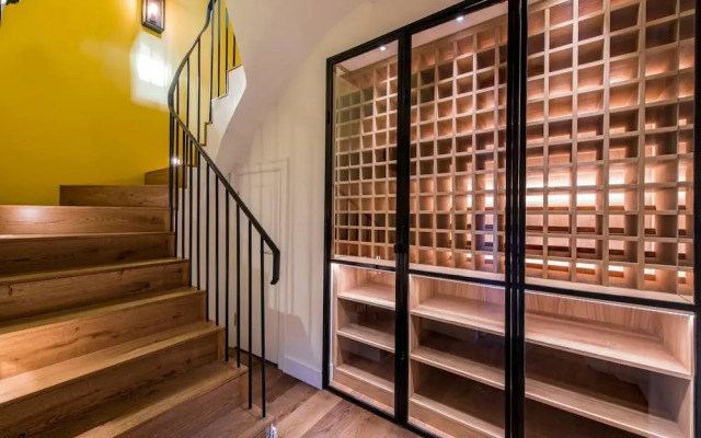 Colourful 3 Bed Notting Hill With A C