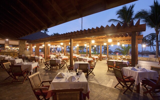 Majestic Elegance Club (Adults Only)
