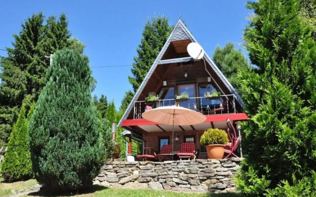 Cozy Forest Hideaway in Suhl