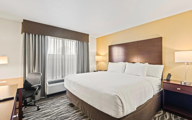 Cobblestone Hotel & Suites - Cullman