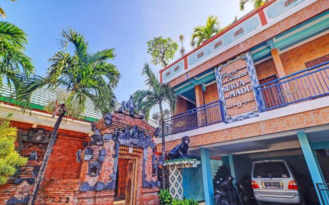 OYO 92175 Surya Madu Guest House Near Pantai Kelan