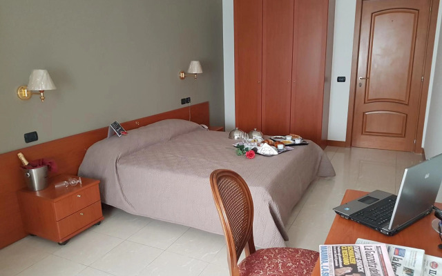 Hotel Joy