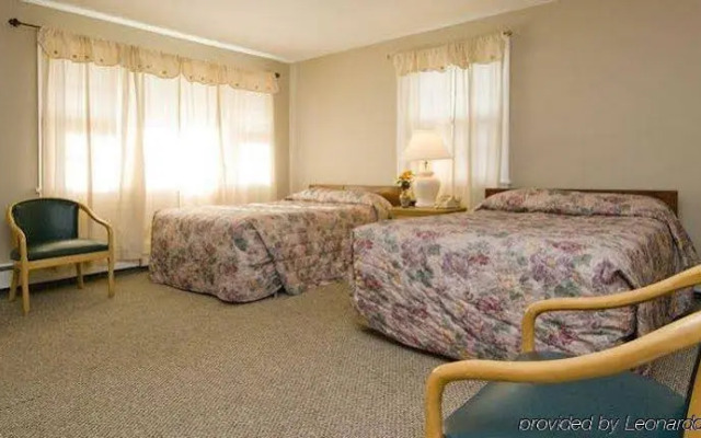 Monticello Inn Framingham