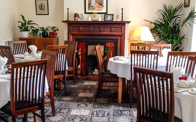 Elmdon Lodge