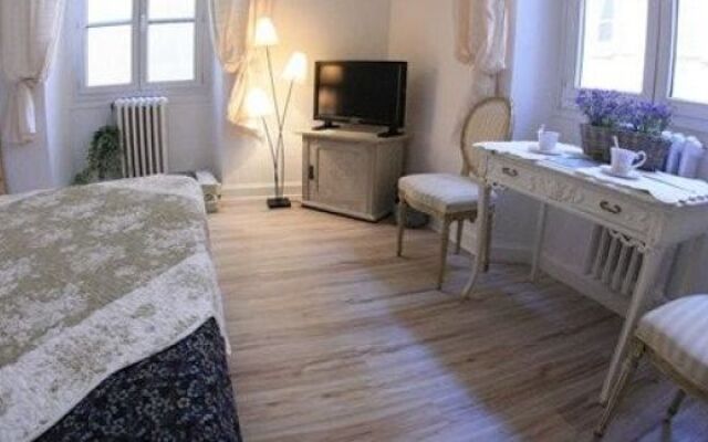 L’oustaria Apartment