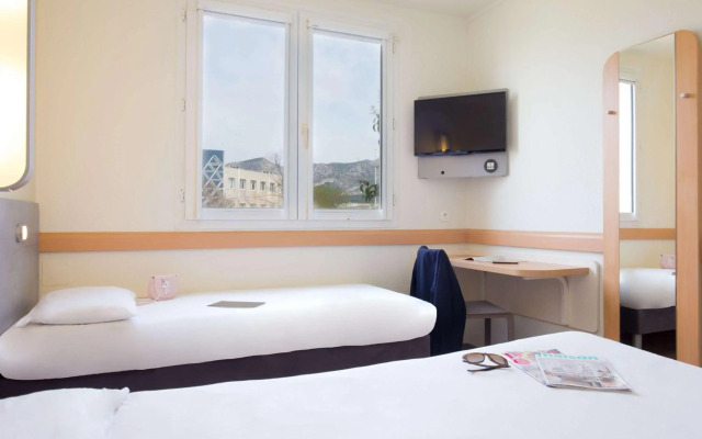 ibis budget Aubagne Les Paluds Agora