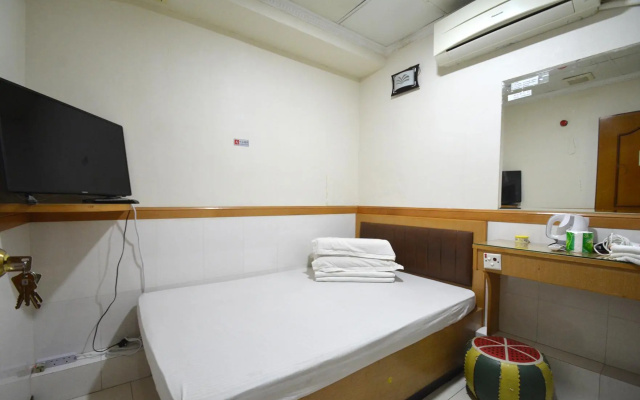 Sunny Day Guest House – Guest Rooms – Kowloon