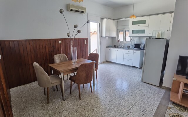 Freeman Greenlees Hellenic Garden House