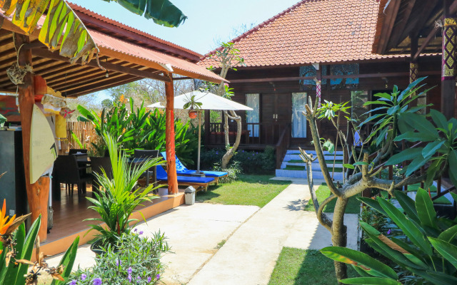 Uma Hostel Lembongan