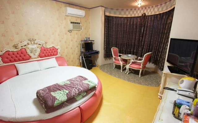 Carlsbed Motel