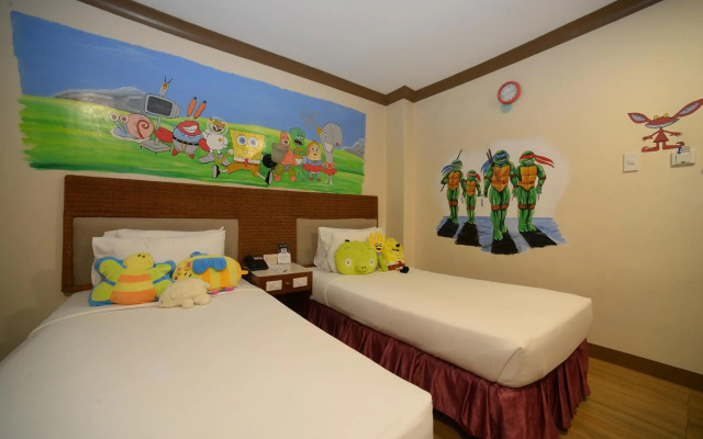Golden Pine Hotel