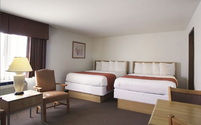 Aladdin Inn & Suites