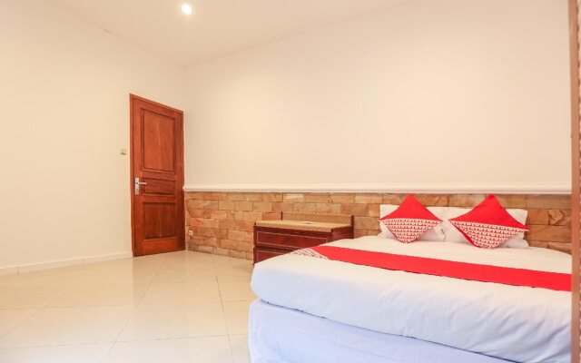 OYO 135 Menteng Guest House