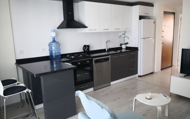 Lovely 2-bed Apartment With Pool in Antalya/kundu