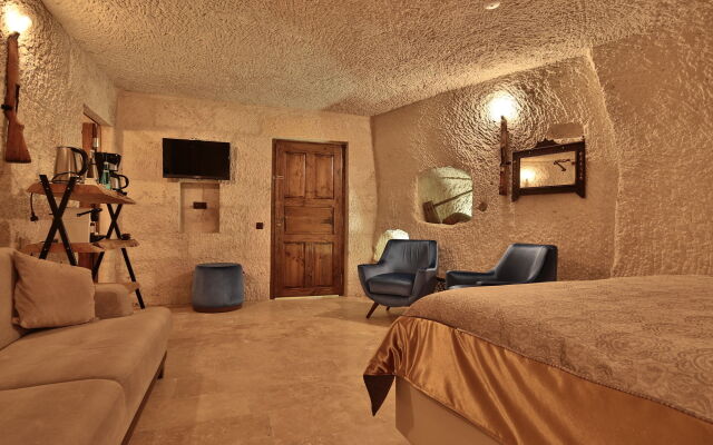 The Owl Cave Hotel