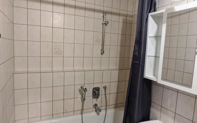 ideale Messe/Airport Wohnung 15min Fahrtweg