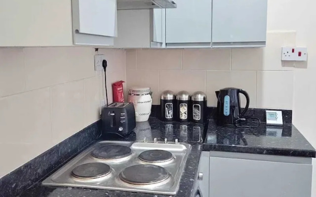 Spacious,luxury, Near City Center, Free Parking