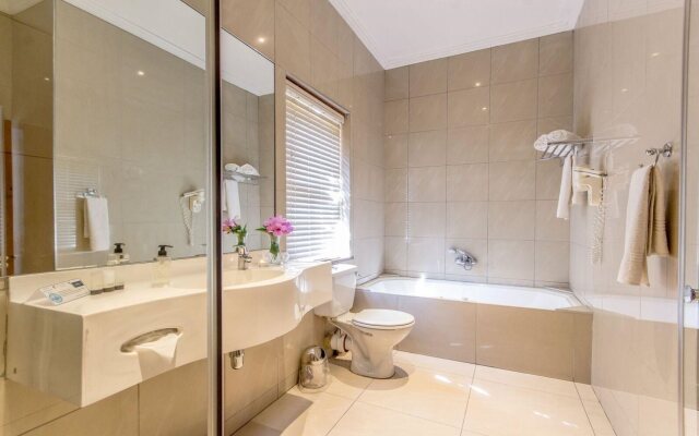 Lemoenkloof Boutique Hotel