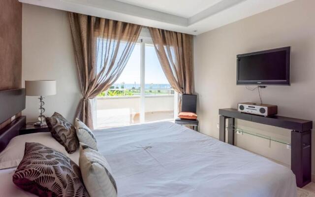 Apt 311 Heaven Beach Apartments, Guadalmansa Playa